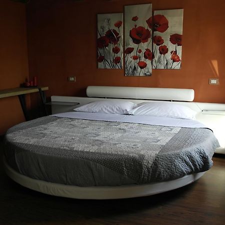 Agriturismo Corte Dei Landi Cade Eksteriør bilde