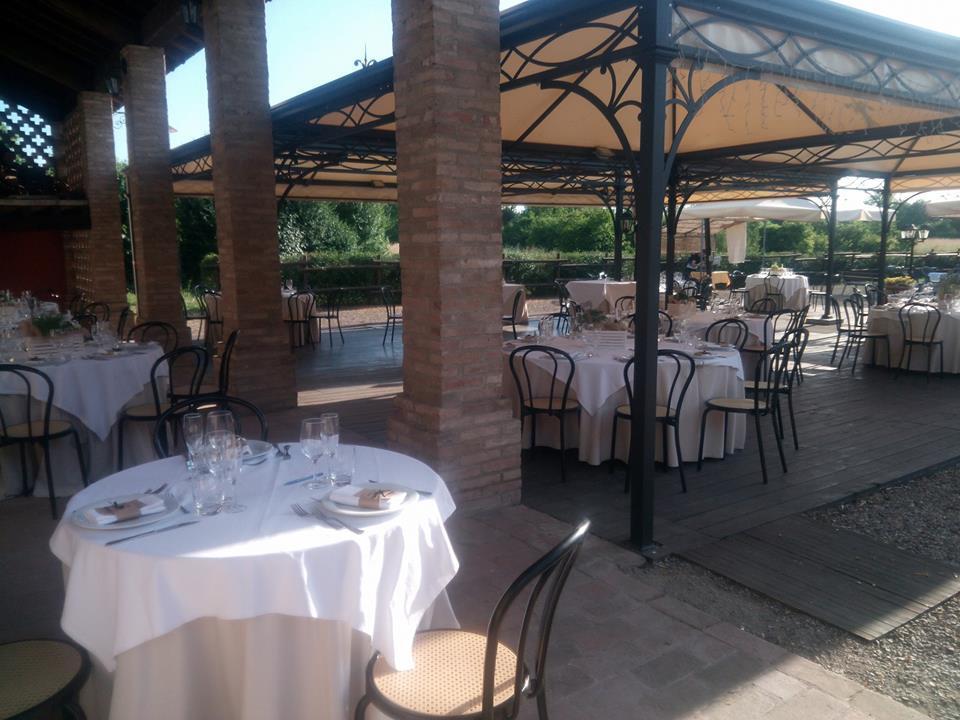Agriturismo Corte Dei Landi Cade Eksteriør bilde